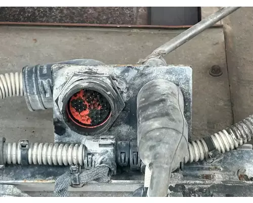 Freightliner Cascadia 113 DPF (Diesel Particulate Filter)