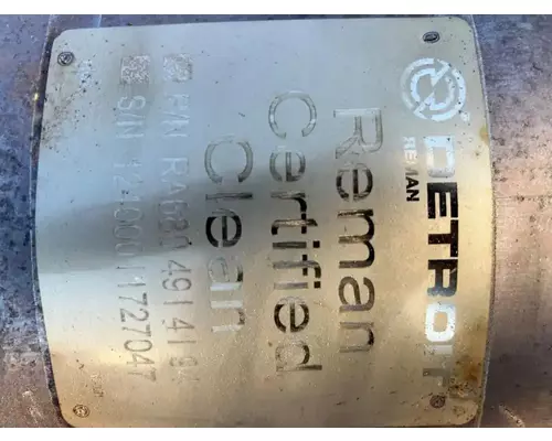 Freightliner Cascadia 113 DPF (Diesel Particulate Filter)