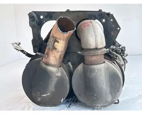 Freightliner Cascadia 113 DPF (Diesel Particulate Filter)