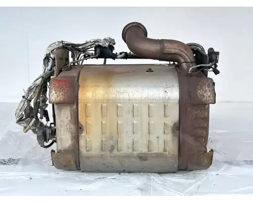 Freightliner Cascadia 113 DPF (Diesel Particulate Filter)