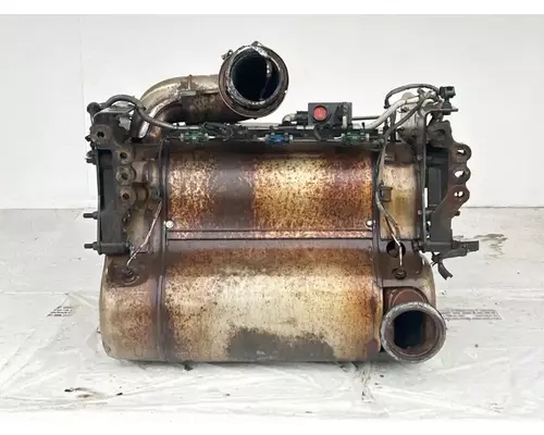Freightliner Cascadia 113 DPF (Diesel Particulate Filter)