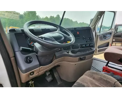 Freightliner Cascadia 113 Dash Assembly