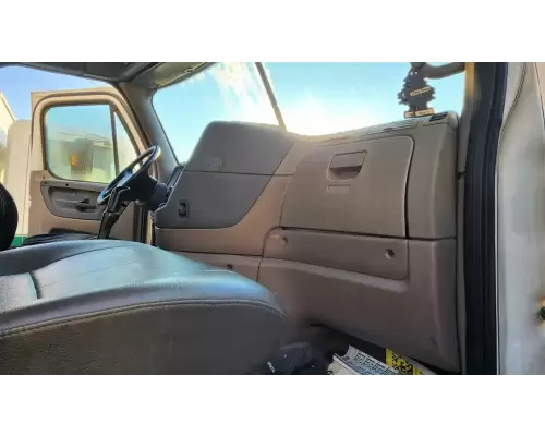 Freightliner Cascadia 113 Dash Assembly