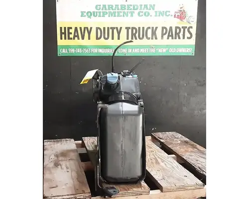 DEF Tank FREIGHTLINER Cascadia 113 Geco - Fresno