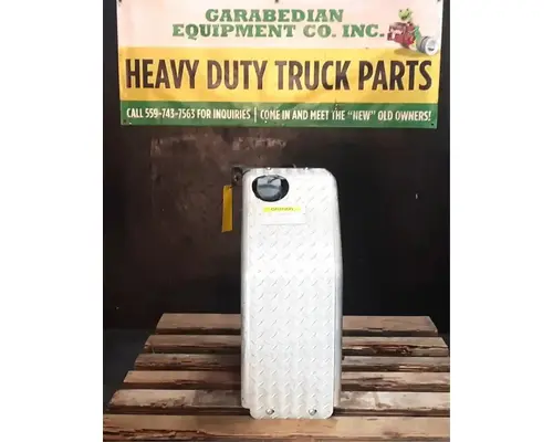 DEF Tank FREIGHTLINER Cascadia 113 Geco - Fresno