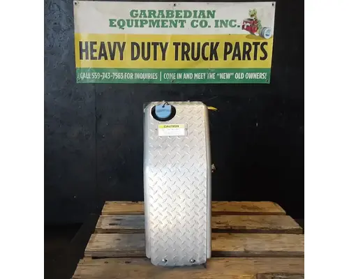 DEF Tank FREIGHTLINER Cascadia 113 Geco - Fresno