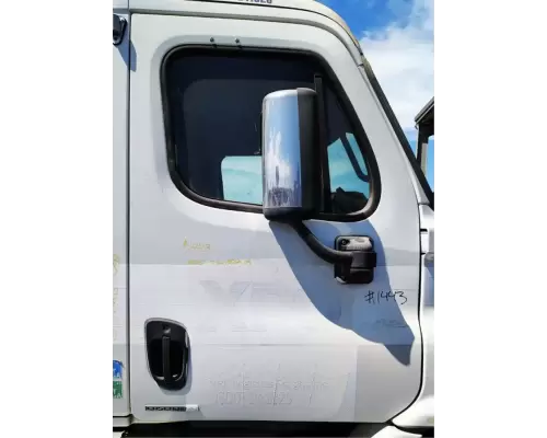 Freightliner Cascadia 113 Door Assembly, Front