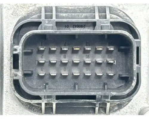 Freightliner Cascadia 113 ECM