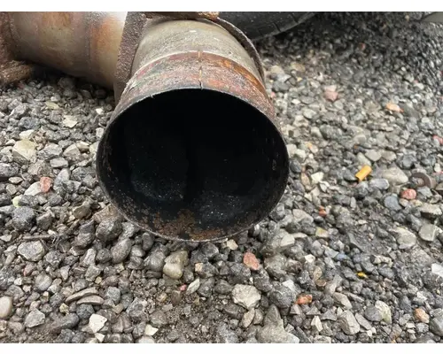 Freightliner Cascadia 113 Exhaust Pipe