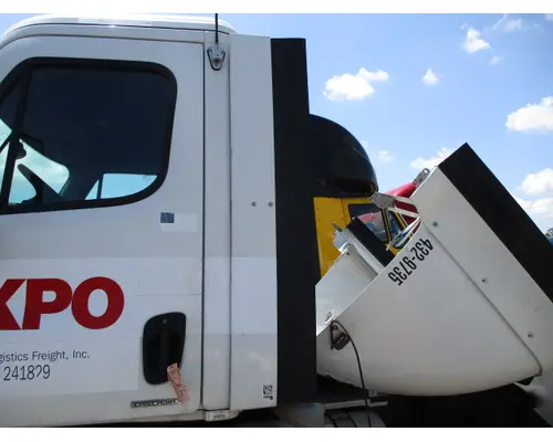 Sleeper Fairing FREIGHTLINER CASCADIA 113 LKQ Heavy Truck - Tampa