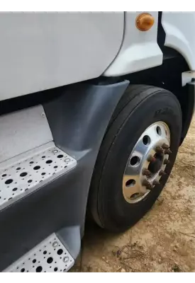 Freightliner Cascadia 113 Fender Extension