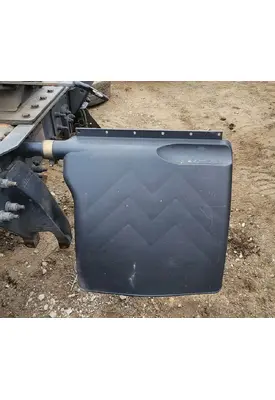 Freightliner Cascadia 113 Fender