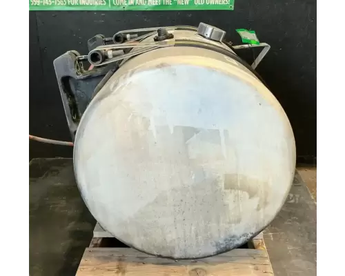 Freightliner Cascadia 113 Fuel Tank