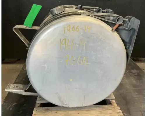 Freightliner Cascadia 113 Fuel Tank