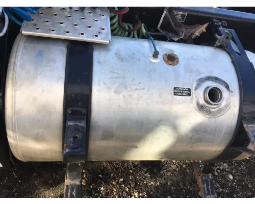 Freightliner Cascadia 113 Fuel Tank