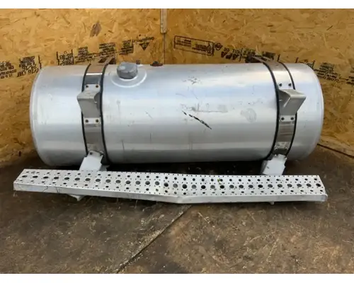 Freightliner Cascadia 113 Fuel Tank