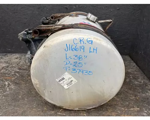 Freightliner Cascadia 113 Fuel Tank