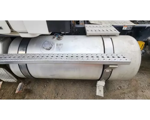 Freightliner Cascadia 113 Fuel Tank