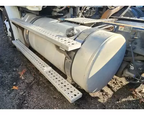 Freightliner Cascadia 113 Fuel Tank