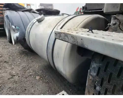 Freightliner Cascadia 113 Fuel Tank