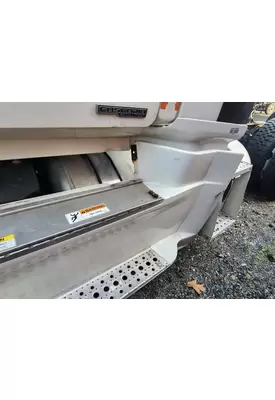 Freightliner Cascadia 113 Fuel Tank