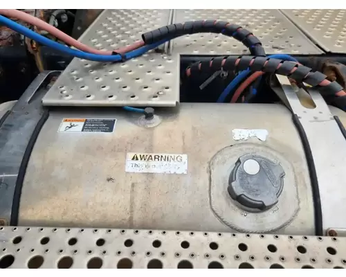 Freightliner Cascadia 113 Fuel Tank