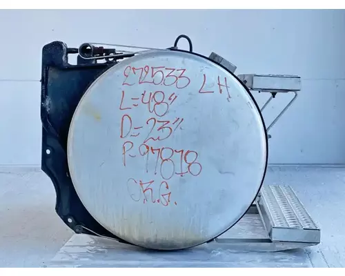 Freightliner Cascadia 113 Fuel Tank