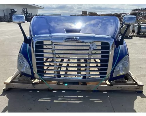 Hood FREIGHTLINER Cascadia 113 Frontier Truck Parts