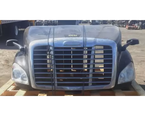 Freightliner Cascadia 113 Hood