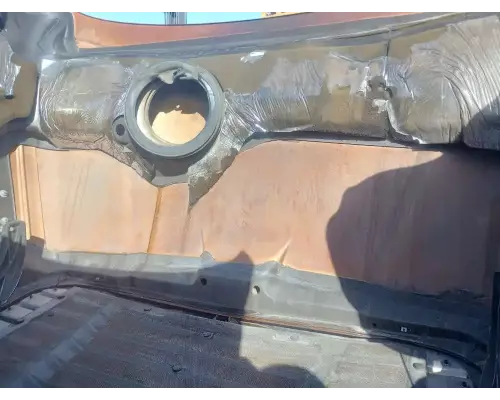 Freightliner Cascadia 113 Hood