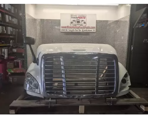 Freightliner Cascadia 113 Hood