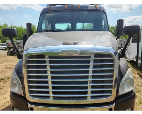 Freightliner Cascadia 113 Hood