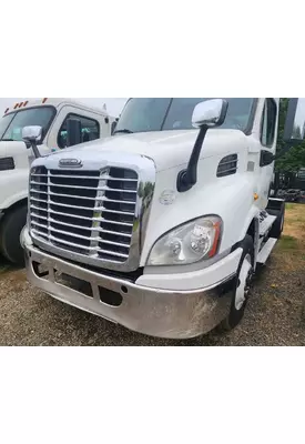 Freightliner Cascadia 113 Hood