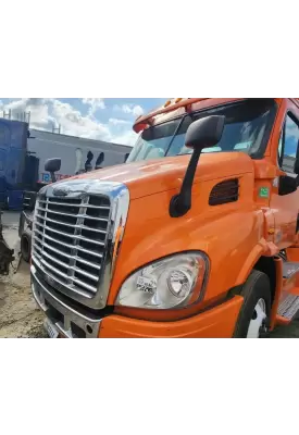 Freightliner Cascadia 113 Hood