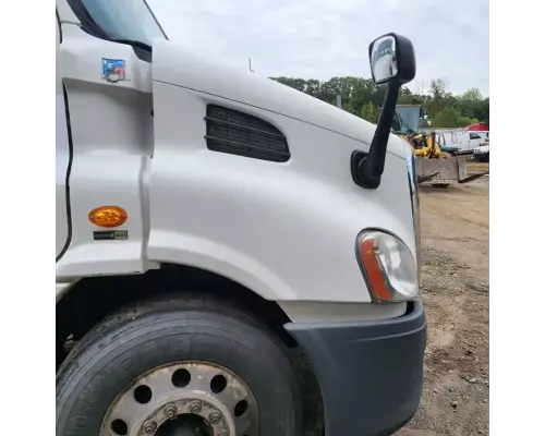 Freightliner Cascadia 113 Hood