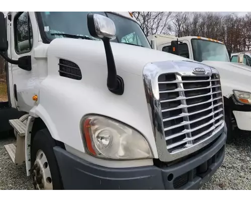 Freightliner Cascadia 113 Hood