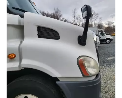 Freightliner Cascadia 113 Hood