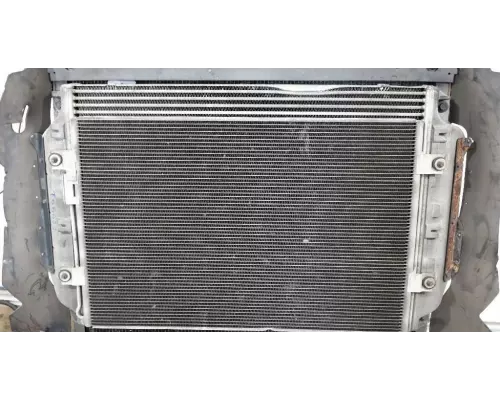 Freightliner Cascadia 113 Intercooler