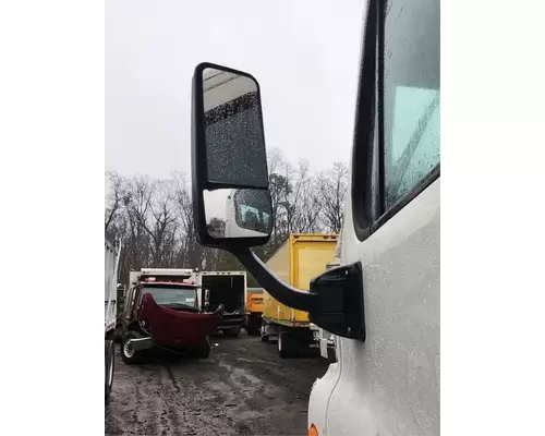 Freightliner Cascadia 113 Mirror (Side View)