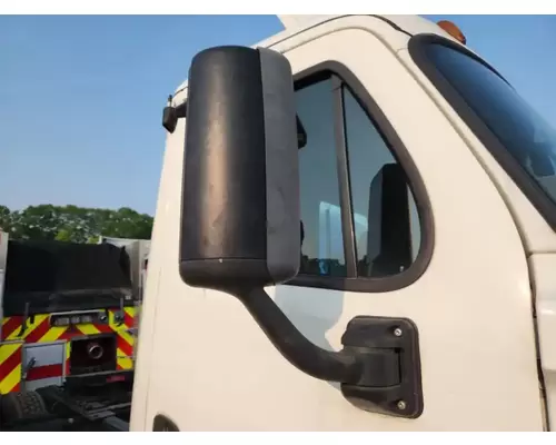 Freightliner Cascadia 113 Mirror (Side View)