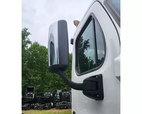 Freightliner Cascadia 113 Mirror (Side View)