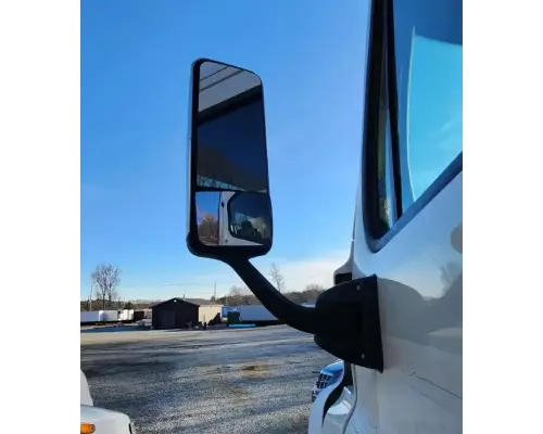 Freightliner Cascadia 113 Mirror (Side View)