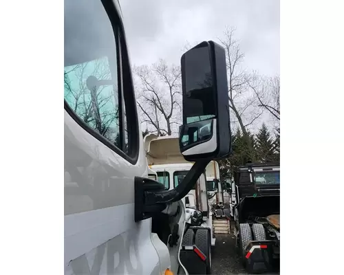 Freightliner Cascadia 113 Mirror (Side View)