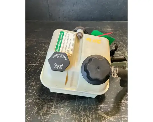 Freightliner Cascadia 113 Power Steering Fluid Reservoir