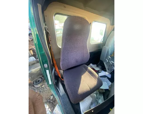 Freightliner Cascadia 113 Seat, Front