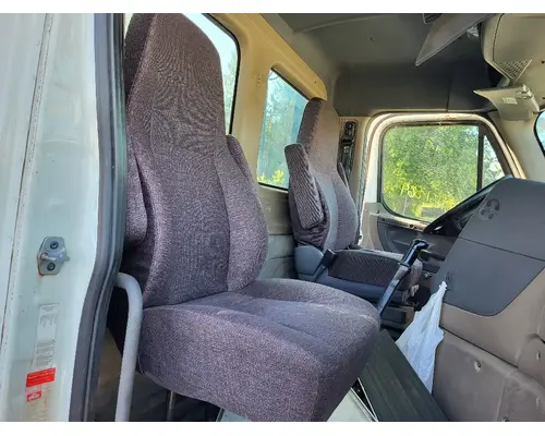 Seat, Front FREIGHTLINER CASCADIA 113 LKQ Thompson Motors - Wykoff