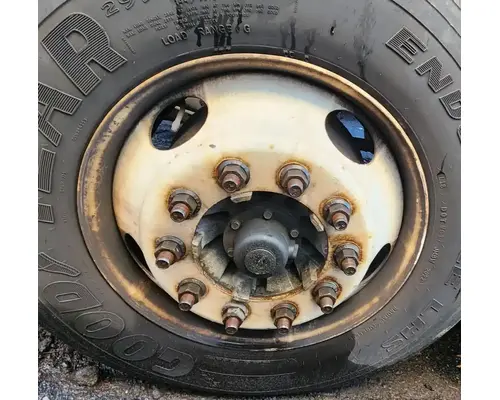 Spindle / Knuckle, Front Freightliner Cascadia 113 Complete Recycling Group LLC