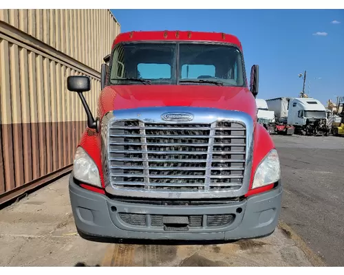 Complete Vehicle FREIGHTLINER Cascadia 113 American Truck Salvage