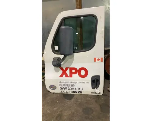 Door Assembly, Front FREIGHTLINER CASCADIA 113BBC Truck Salvage International Inc