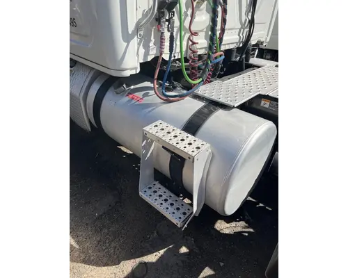Fuel Tank FREIGHTLINER CASCADIA 113BBC B &amp; W  Truck Center
